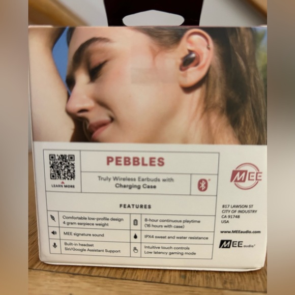Pebble Wireless Earbuds - New in Box - Picture 2 of 4